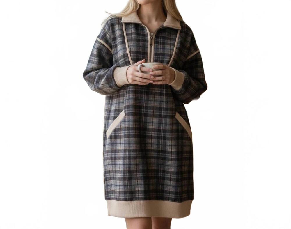 NEW ENTRO plaid sweater dress in black
